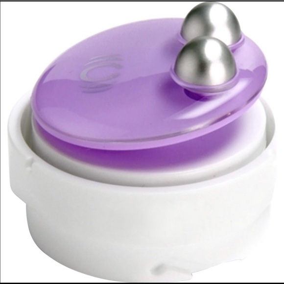 Clarisonic Sonic Awakening Eye Massager Attachment - Picture 9 of 10